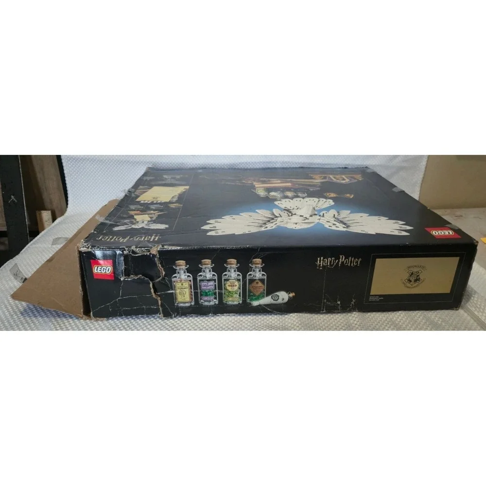 Lego Harry Potter Hogwarts Icons Collectors Edition 76391 EMPTY BOX ONLY